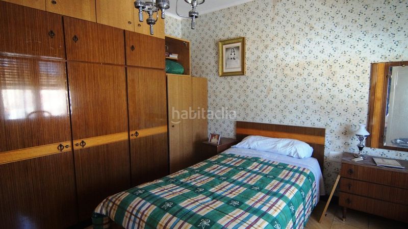 Foto 94be2ccd-b584-4444-9829-e55ca060e282. Casa aparellada amb calefacció a Móra la Nova