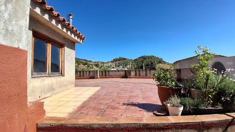 Foto 652b39f3-b461-4e0e-9206-4fc612109c05. Maison jumelée dans carrer priorat 12 dans Vilella Baixa (La)