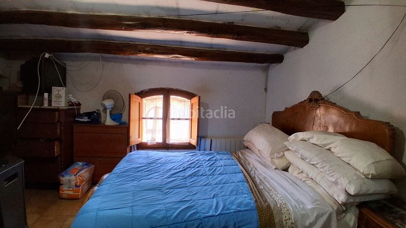 Foto c79798d8-8204-41eb-872f-310e64bd1755. Maison jumelée dans carrer priorat 12 dans Vilella Baixa (La)