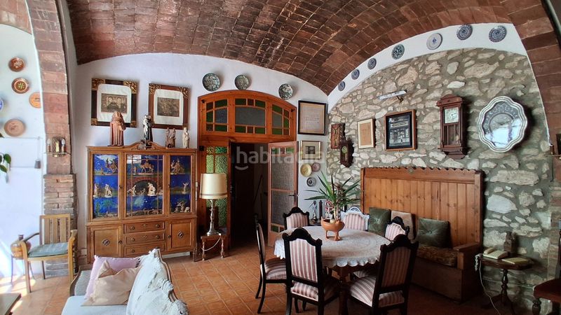 Foto ed6678e1-4f00-4b8c-84dd-5a909ebcf92d. Maison jumelée avec cheminée chauffage piscine dans Móra la Nova