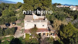 Mas à Carrer de la serra 43. Fantástica masia en valls