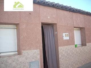 Maison à Pinilla. Casa en venta en zona sepulcro