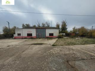 Lloguer Nau industrial a Coreses. Nave en alquiler en recta de coreses