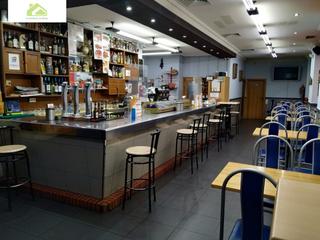 Pas-de-porte Local commercial à Las Viñas. Bar en traspaso o alquiler