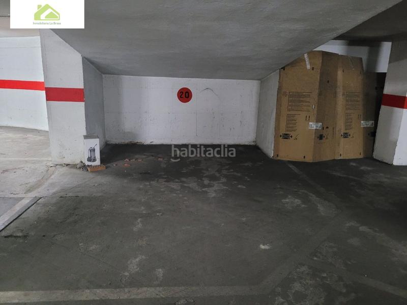 Foto 8169eb7b-dc3c-4878-8266-7c77d2385628. Aparcament cotxe a Casco Antiguo Zamora