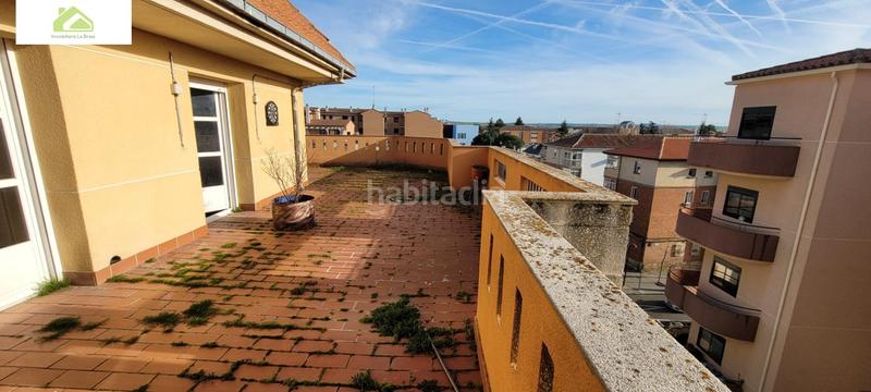 Foto e53074df-030f-4fcd-b029-e98a1e39ba93. Dachwohnung mit heizung in Los Bloques Zamora