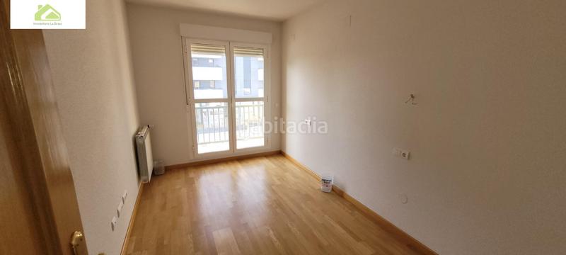 Foto ec9ac04f-2258-440c-ae7a-c965317a0f65. Appartamento con riscaldamento in Los Bloques Zamora