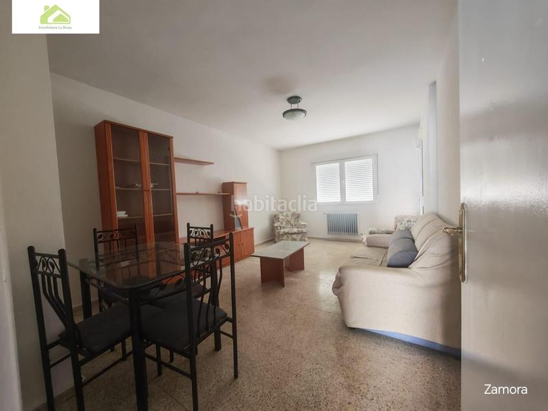 Foto d7ad0ebc-cad9-46f2-9043-2aba4c4fa015. Etagenwohnung mit parking in Pinilla Zamora