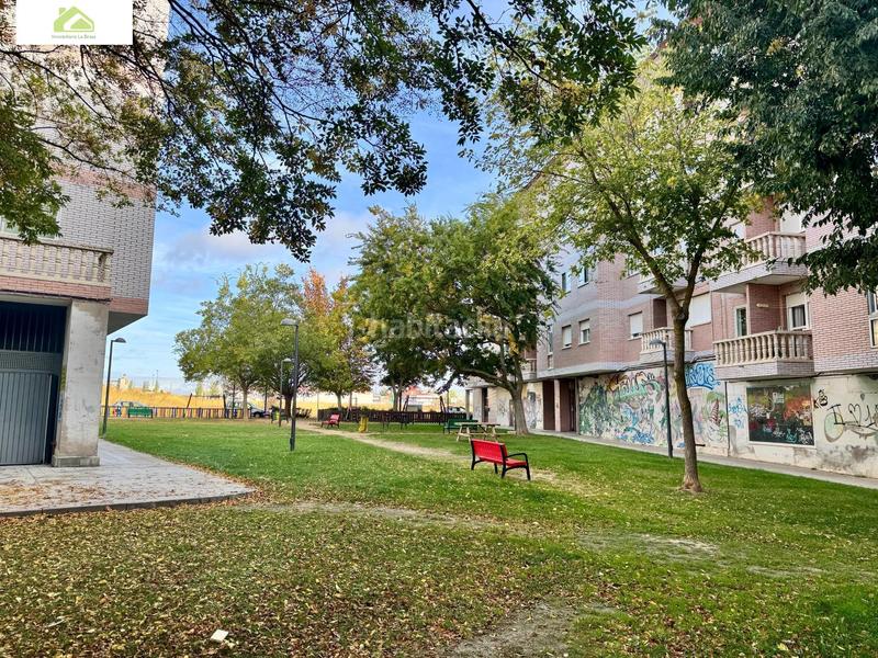 Foto c8d6a36b-24cd-4eb1-ac3a-973f6c45db1b. Dúplex amb aparcament a Urbanización S.XXI - Carretera de Villalpando Zamora