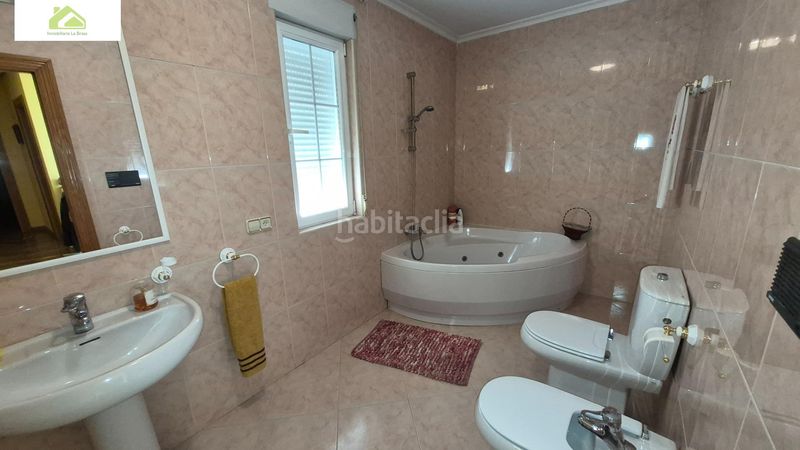 Foto 205c5b3c-a2bc-49f4-bd23-a8559f2b733e. Chalet venta chalet en Morales del Vino