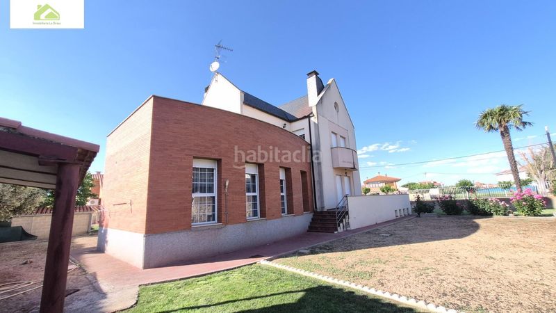 Foto 322ef139-666d-4e47-ae28-c473f52cbc71. Chalet venta chalet en Morales del Vino