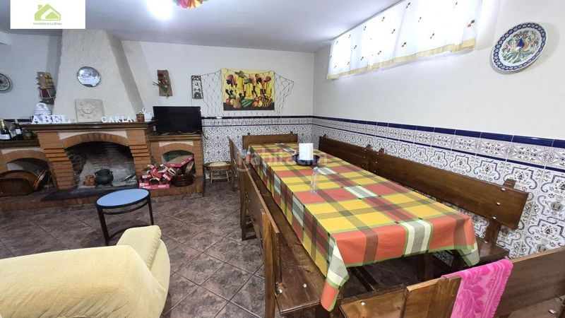 Foto ced333f7-c40c-4ffe-8b34-8589199bc1da. Chalet venta chalet en Morales del Vino