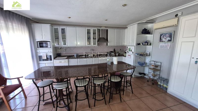 Foto ec452a2a-5043-468b-931b-0be25053db65. Chalet venta chalet en Morales del Vino