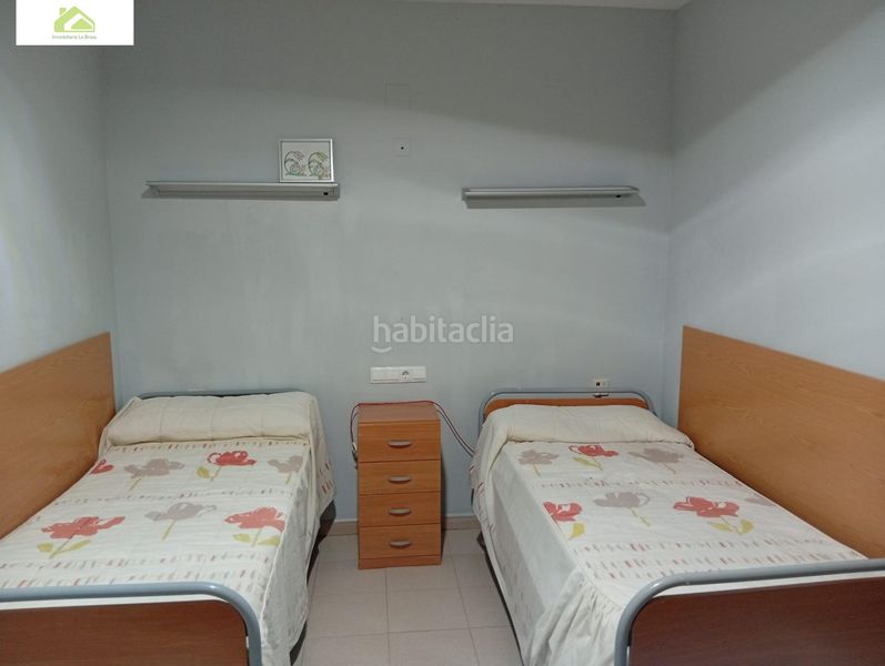Foto 6ccec9e1-46b6-474d-a236-6a5ef4b2d21f. Edifici a Gema