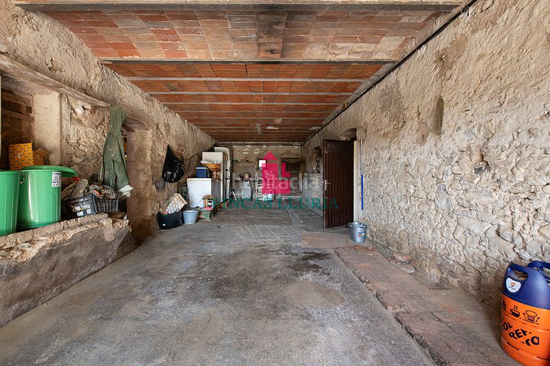 Foto c5cbb7c6-d2ea-4dd1-ade3-1121356e6263. Casa a Sant Aniol de Finestres