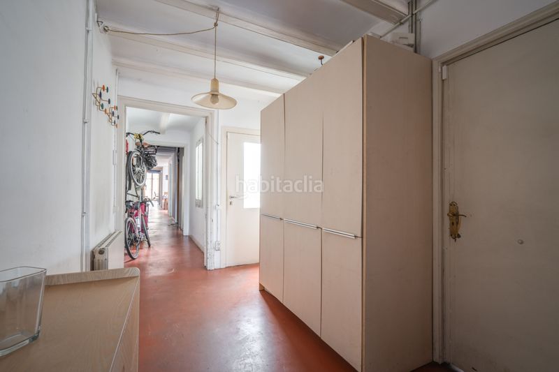 Foto a20d443f-883a-41c2-a98f-249d97d5bbb0. Àtic amb calefacció a Raval Barcelona