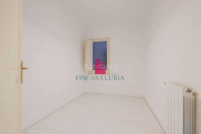 Foto 8a305e1c-1ba1-41a7-81d7-82f2448eb09e. Pis amb calefacció a Dreta de l´Eixample Barcelona
