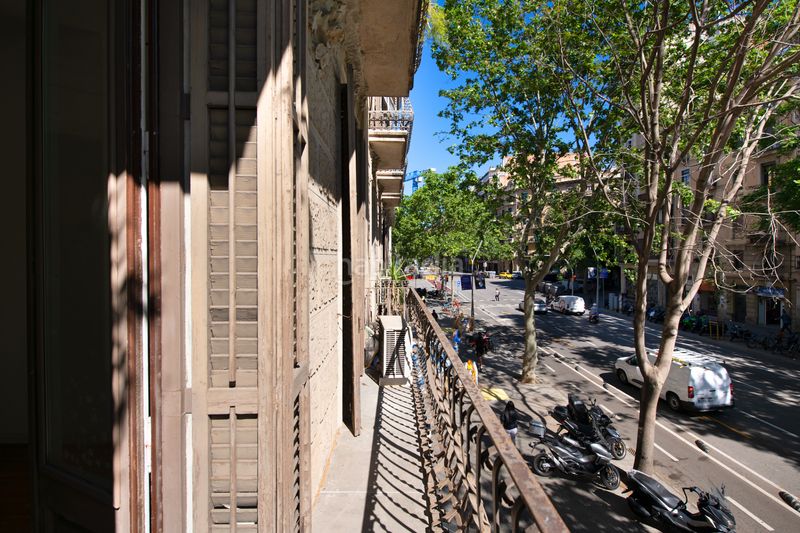 Foto 85c2a009-ebb3-4a75-a6fc-fe7bd50aafba. Pis amb calefacció a La Nova Esquerra de l´Eixample Barcelona