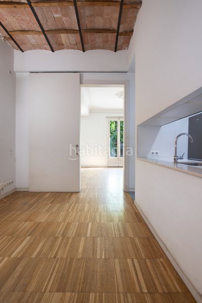 Foto d6165d66-3ea3-48b3-9e63-37fbb3c8677a. Pis amb calefacció a La Nova Esquerra de l´Eixample Barcelona