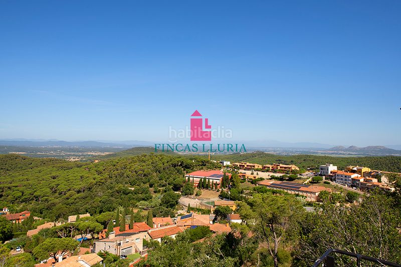 Foto 0eda701f-8337-4af9-92dc-61d150d86148. Casa amb xemeneia aparcament piscina a Begur Begur
