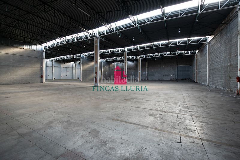 Foto bff831b6-74c3-4728-8ba1-db710f59a744. Miete fabrikhalle mit heizung in Sant Andreu de la Barca