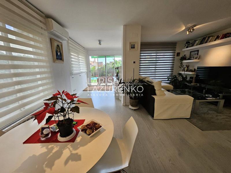 Foto 48bb26c4-48e0-4a47-bb10-d1fa4406f793. Chalet mit heizung parking in Els Ametllers Cambrils