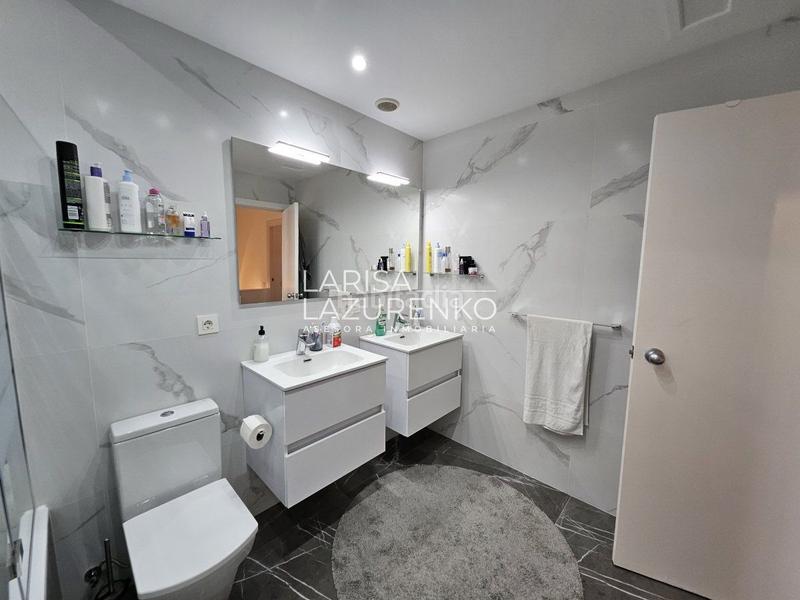 Foto a1eb50ac-79bc-4120-b690-c5eb604cab95. Chalet mit heizung parking in Els Ametllers Cambrils