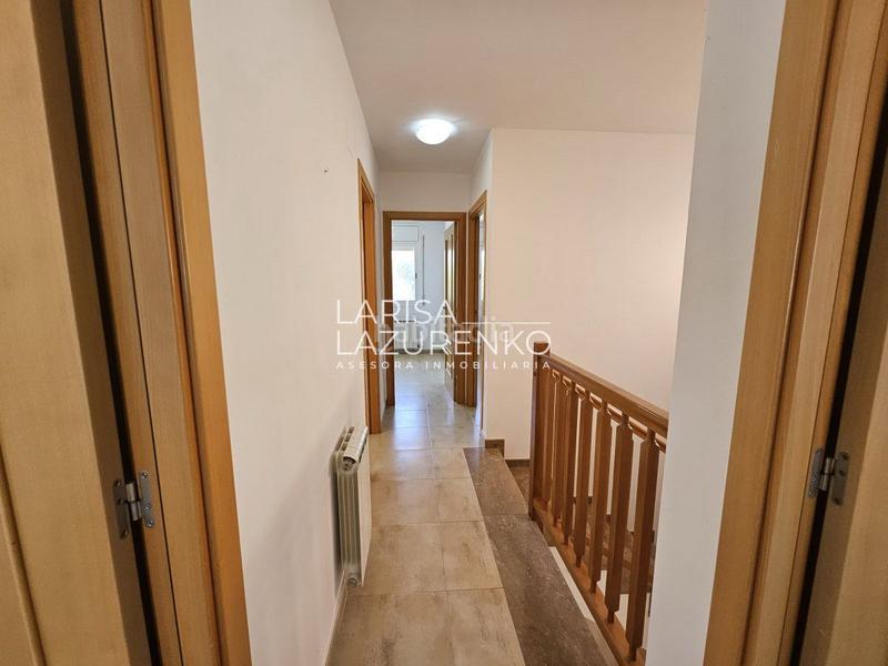 Foto 4b15d2b6-b09f-41d3-906c-b2347b5c54e1. Casa a schiera con riscaldamento parcheggio piscina in Mont-roig del Camp