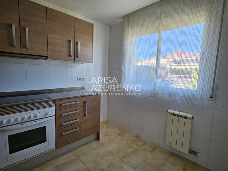 Foto 82c4569e-4627-4cca-8268-afae695f8378. Casa a schiera con riscaldamento parcheggio piscina in Mont-roig del Camp