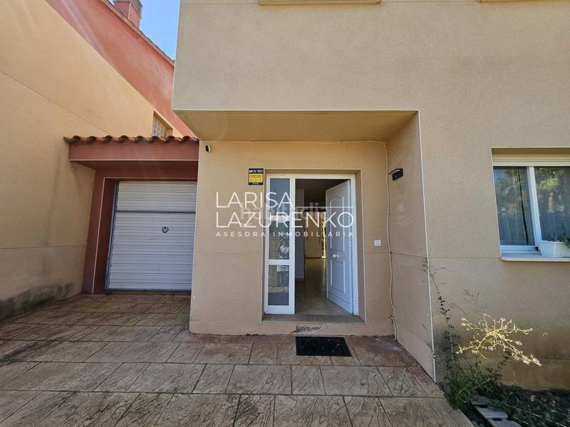 Foto 866101fa-708d-4f09-81f3-fb62175424f5. Casa a schiera con riscaldamento parcheggio piscina in Mont-roig del Camp