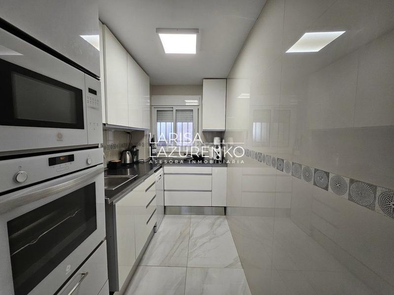 Foto 02b05363-63ca-443f-be56-9b00cd404914. Apartamento  en venta en eixample, 3 dormitorios. en Salou
