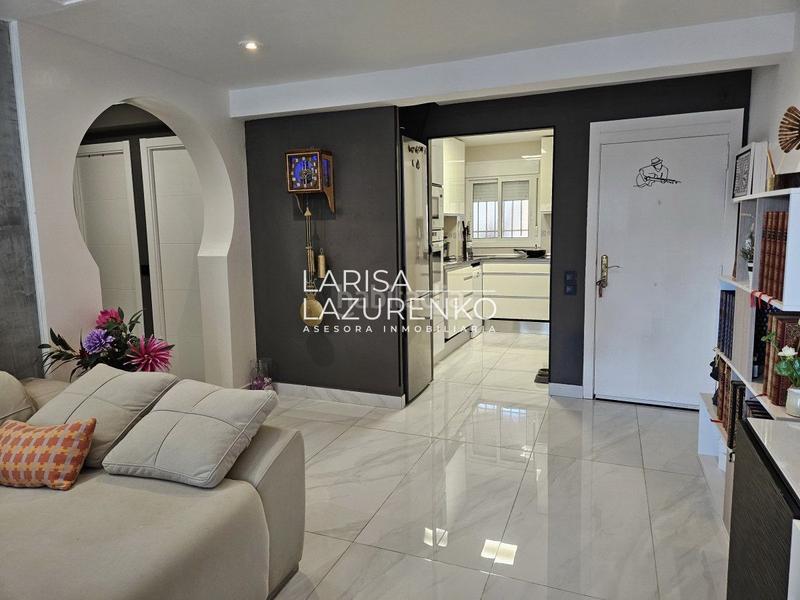 Foto 17ef2386-b897-4578-877c-97ed87887a2b. Apartamento  en venta en eixample, 3 dormitorios. en Salou