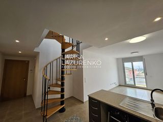Duplex  Dels plats. Duplex en venta en aldea l, 2 dormitorios.