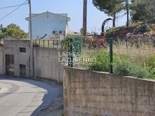 Wohngrundstück  Pugets. Terreno urbano en venta en castellvell del camp.
