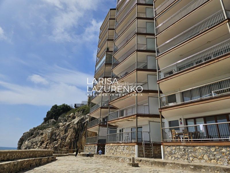 Foto 5cbecfe4-39b8-4fb3-b737-b35470d60498. Apartament amb calefacció aparcament a pla de maset - cap de Salou Salou