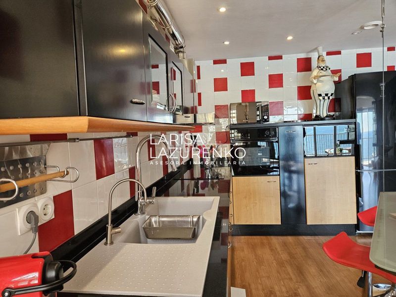 Foto 9b60eced-6ac8-41ea-8977-299bef4bd42c. Apartament amb calefacció aparcament a pla de maset - cap de Salou Salou