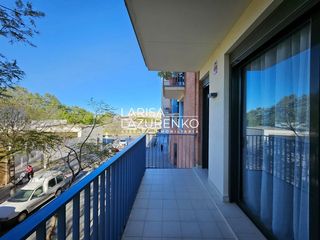 Etagenwohnung  Foix. Piso en venta en urbanización  nou cambrils, 2 dormitorios.