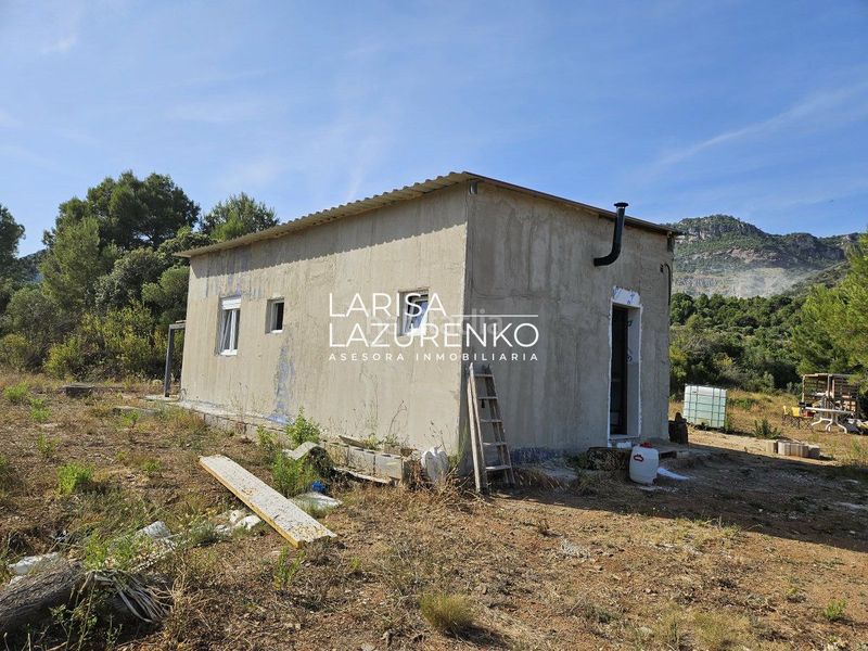 Foto 155a5d9b-1d5f-4514-a822-be70d14688a7. Masia a Alforja