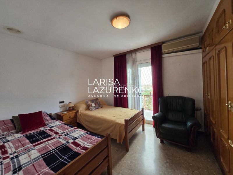 Foto 3ba00c5d-0b88-4ca5-bf6f-36c8d6d9e1e3. Casa amb calefacció aparcament a Migjorn Reus