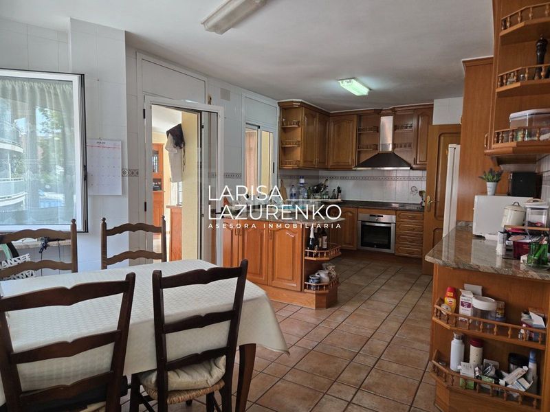 Foto d08d5cbf-6729-42bd-a475-2077d0f7d41a. Casa amb calefacció aparcament a Migjorn Reus