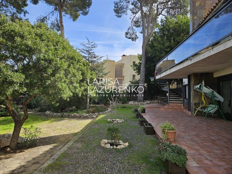 Foto a8e4477f-0697-4bc2-8aa6-9e238a9675cf. Xalet amb calefacció aparcament a pla de maset - cap de Salou Salou