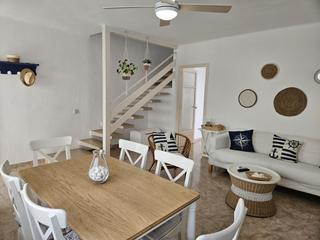 Maison  Emili vendrell. Casa en venta en pineda la, 4 dormitorios.