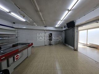 Geschäftsraum  Diputació. Local com. en venta en cap de sant pere, 2 despachos.