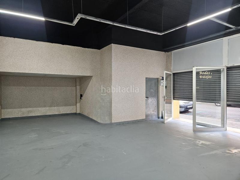 Foto 0af9ba92-508d-4c4d-8832-3e4e229fd304. Lloguer local comercial a Centre Reus