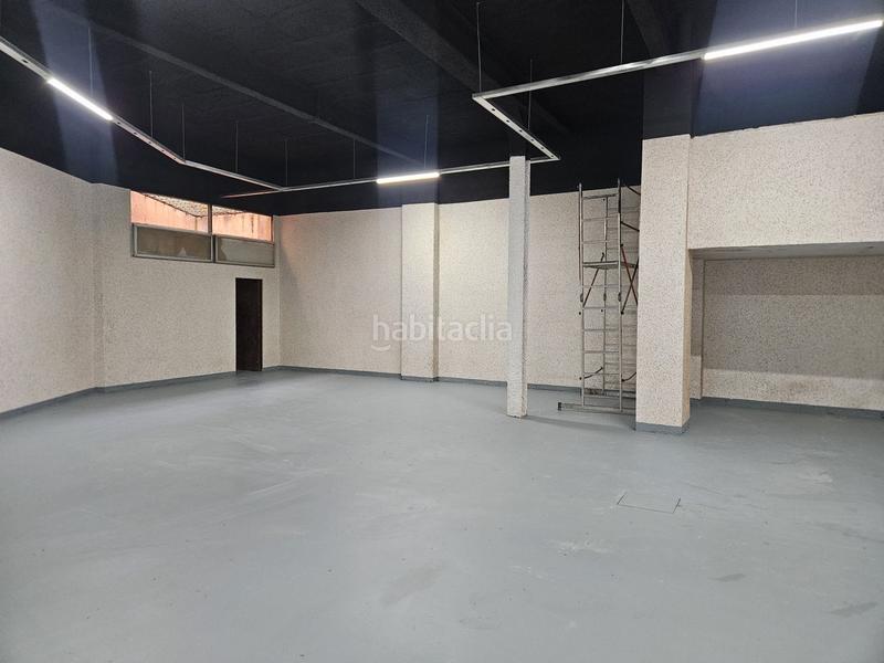 Foto ed885b75-99e5-4ffa-8127-742f75cc85d5. Lloguer local comercial a Centre Reus