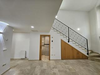 Dúplex  General moragues. Duplex en venta en barrios maritimos, 3 dormitorios.