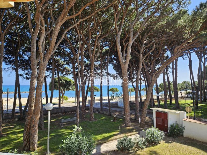 Foto 2f9200bb-e28f-427d-97a8-6544200e5c6b. Apartamento  en venta en urbanización mediterránea, 3 dormitorios. en Cambrils
