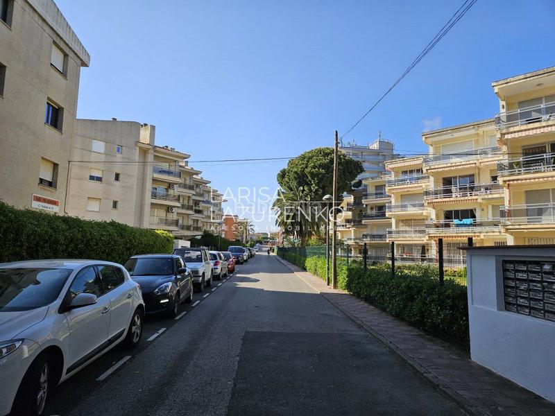 Foto 32e50c4f-edca-4bdc-bd75-980a2dfb320f. Apartamento  en venta en urbanización mediterránea, 3 dormitorios. en Cambrils