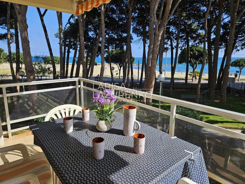 Foto 71a29245-fb39-4b15-8bd7-9ac4019128e5. Apartamento  en venta en urbanización mediterránea, 3 dormitorios. en Cambrils