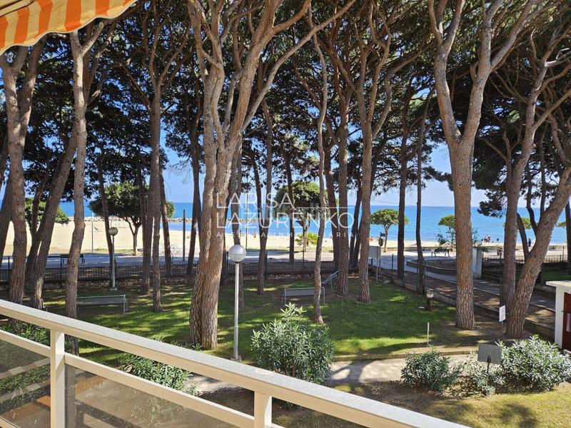 Foto e8cc6adf-46aa-47b3-be32-738ed6ff37ed. Apartamento  en venta en urbanización mediterránea, 3 dormitorios. en Cambrils
